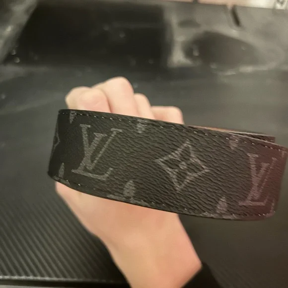 Louis Vuitton Black and Gray Monogram Belt - Picture 4 of 4